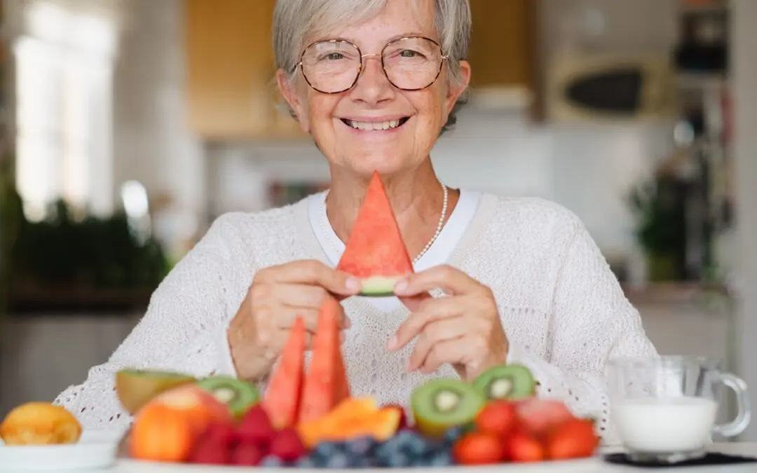how senior living communities promote healthy eating