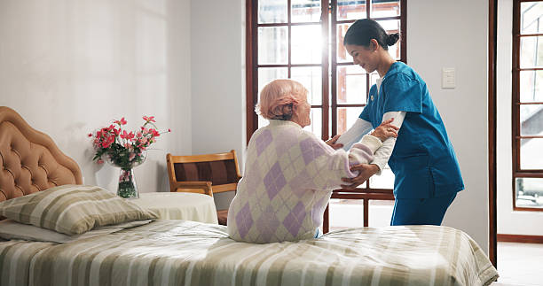 Understanding the Emotional Journey of Moving to Assisted Living: Insights from Eden Vista Stow